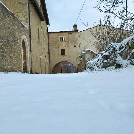شقة Agrituristico Abruzzomio - Casa Lupo Goriano Valli